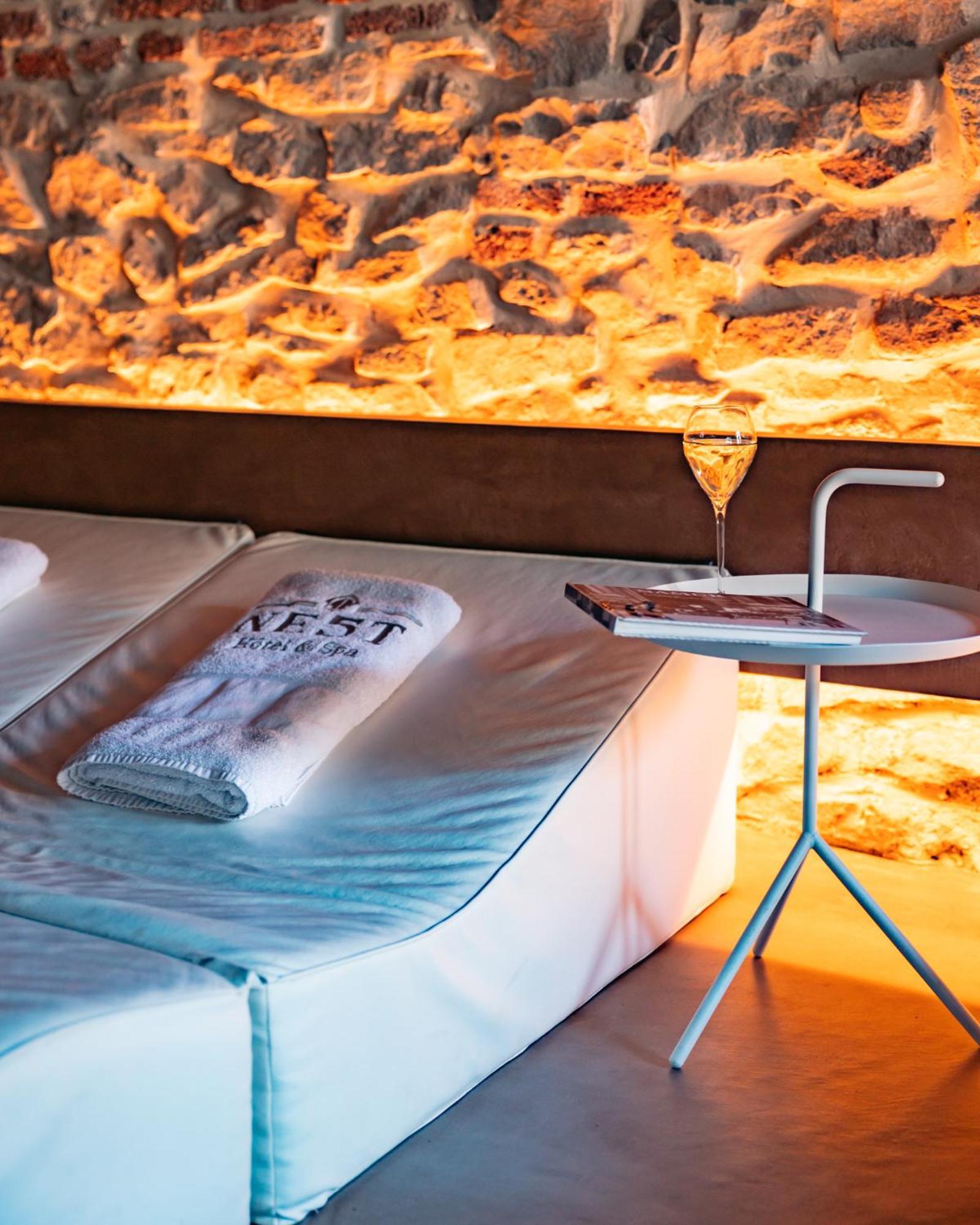 Ne5T Hotel & Spa ナミュール エクステリア 写真